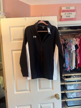 Under Armour Black and White Men’s Rival Stretch Woven Jacket